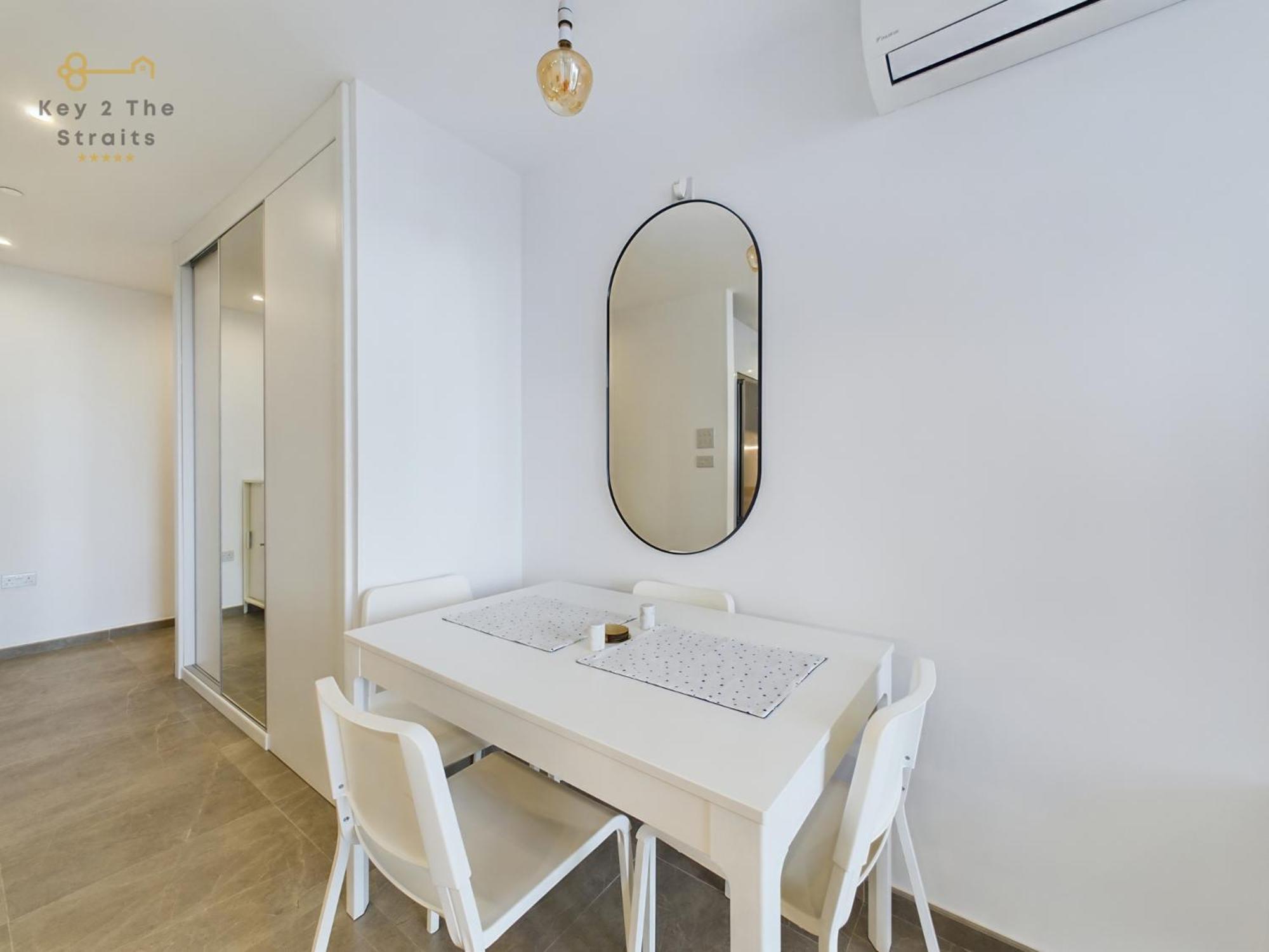 Luxury Sunrise Beach And Oceanview Room With Balcony غيبرالتار المظهر الخارجي الصورة