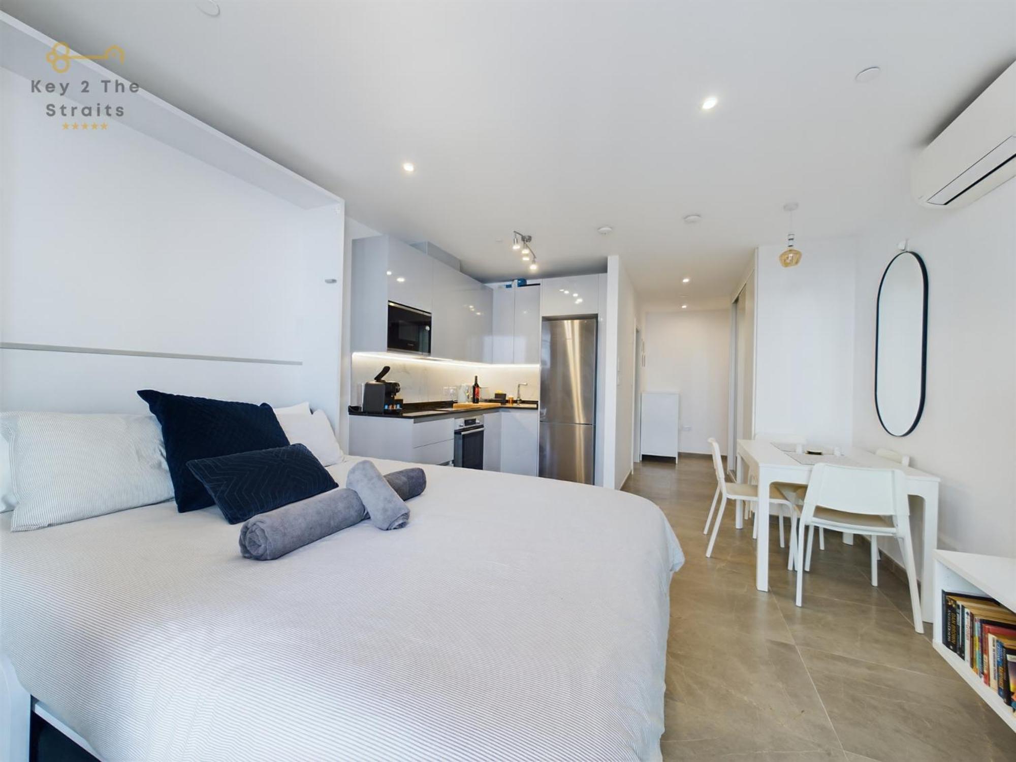 Luxury Sunrise Beach And Oceanview Room With Balcony غيبرالتار المظهر الخارجي الصورة