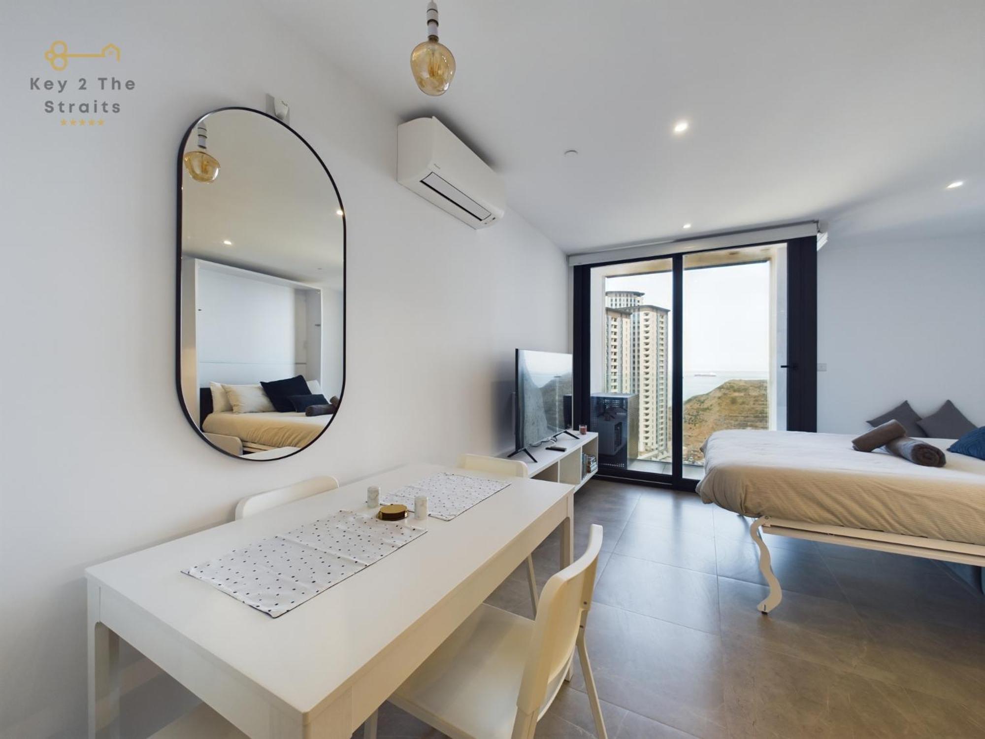 Luxury Sunrise Beach And Oceanview Room With Balcony غيبرالتار المظهر الخارجي الصورة