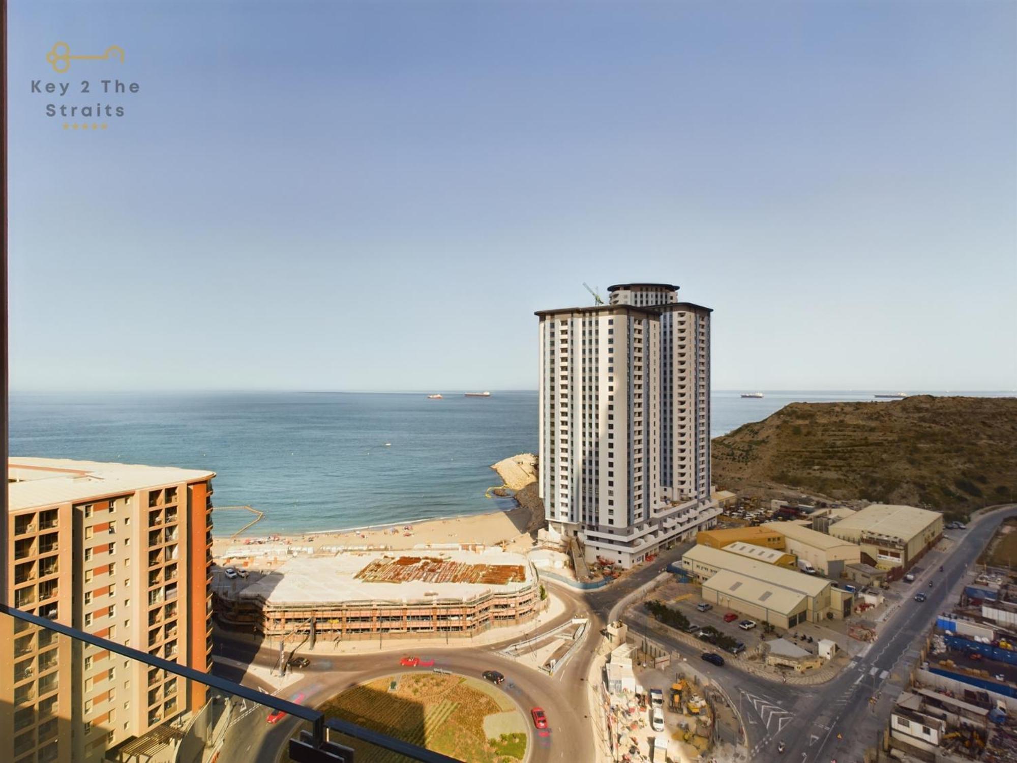 Luxury Sunrise Beach And Oceanview Room With Balcony غيبرالتار المظهر الخارجي الصورة