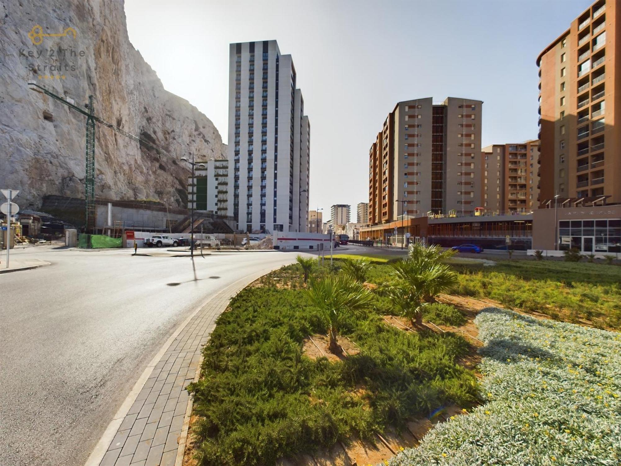 Luxury Sunrise Beach And Oceanview Room With Balcony غيبرالتار المظهر الخارجي الصورة
